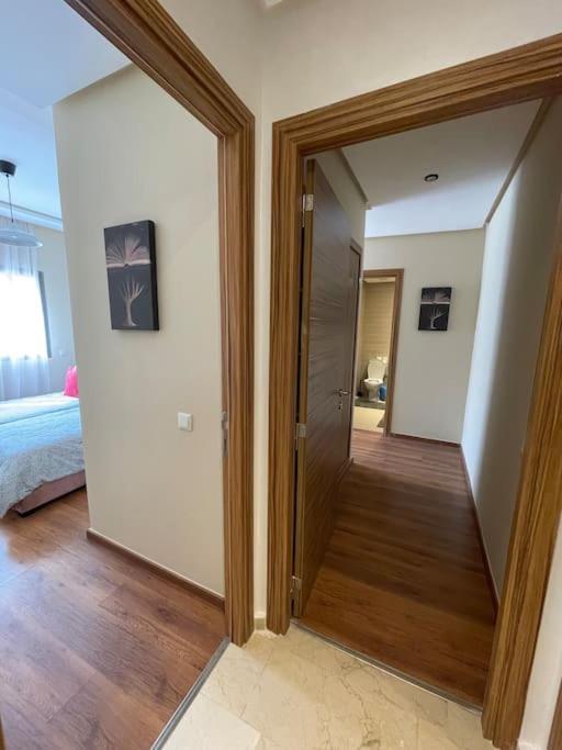 Chic & Cosy Flat Near Airport Lockbox Fast Wifi Apartamento Nouaceur Exterior foto