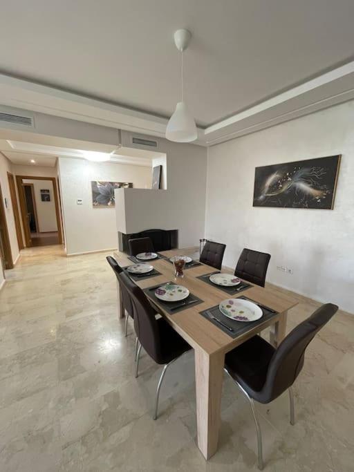 Chic & Cosy Flat Near Airport Lockbox Fast Wifi Apartamento Nouaceur Exterior foto